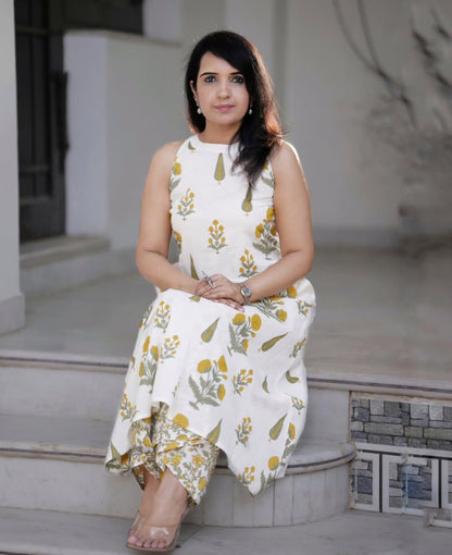 White Floral Printed Sleeveless A-Line Kurta with Matching Printed Pants