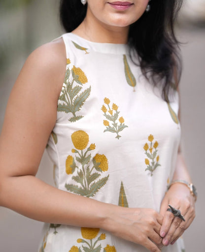 White Floral Printed Sleeveless A-Line Kurta with Matching Printed Pants