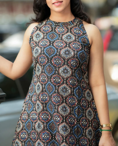 Multicolor Printed Sleeveless Kurta & Palazzo Set – Boho Ethnic Wear for Women