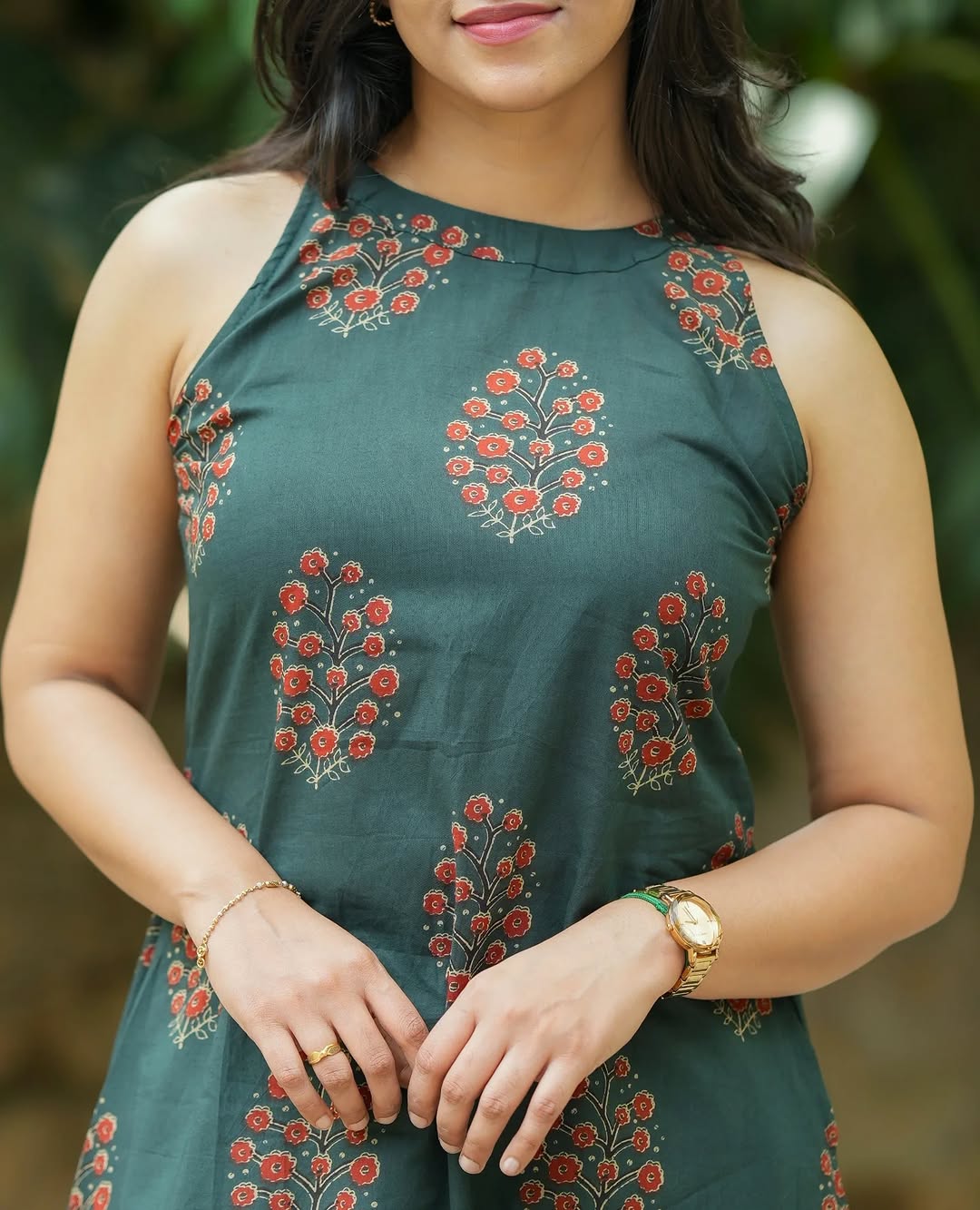 Olive Green Sleeveless Printed Coord Set with Red Floral Motifs