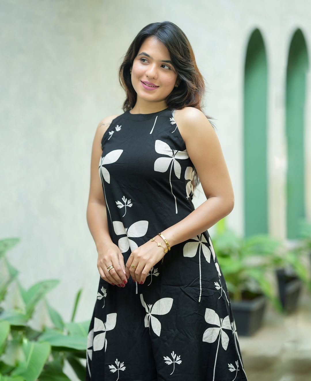 Black flower Sleeveless Printed Kurta & Palazzo Co-ord Set for Women