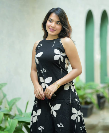 Black flower Sleeveless Printed Kurta & Palazzo Co-ord Set for Women