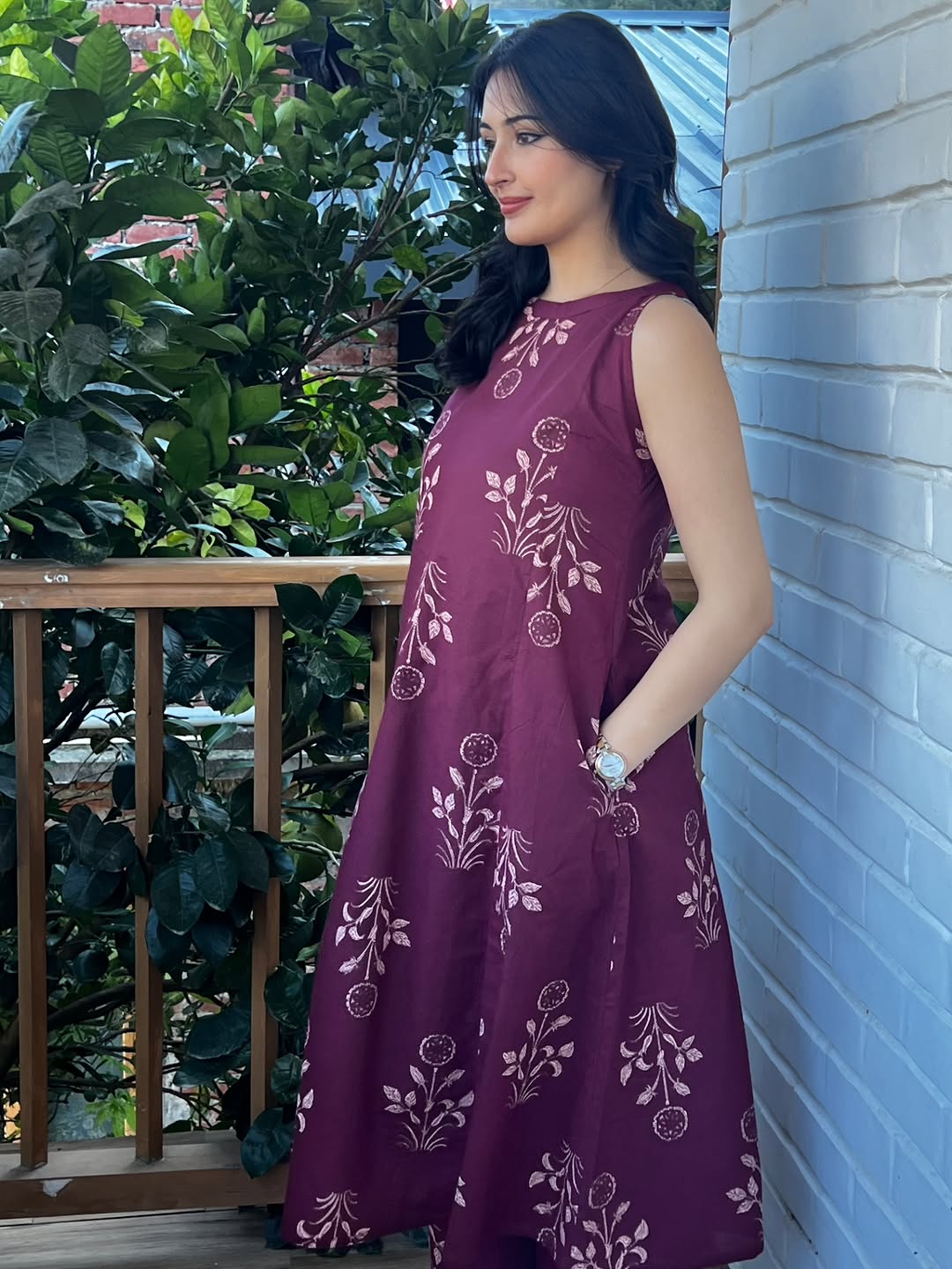 Maroon Floral Printed Sleeveless Kurta & Pant Set for Women – Premium Cotton Co-Ord