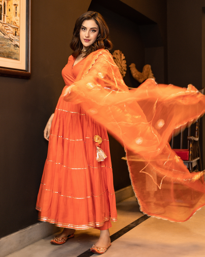 Sparkling Gotapatti Suit Set