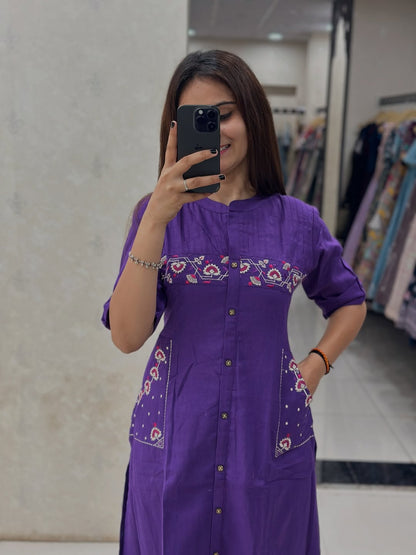 Women Embroidery Kurta Set
