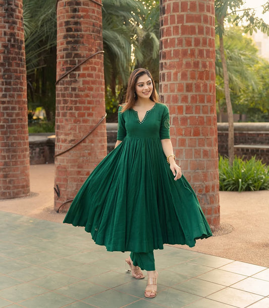 EMERALD EMBROIDED KURTA PANT SET