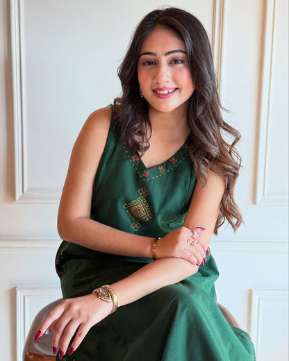 EMBROIDERY WORK A LINE KURTI PANT SET WITH BOTH SIDES POCKETS sett