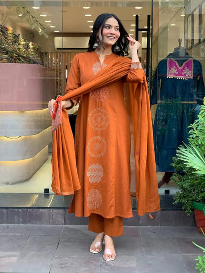 Women Orange Cotton Traditional design Kurta Pant and Dupatta set