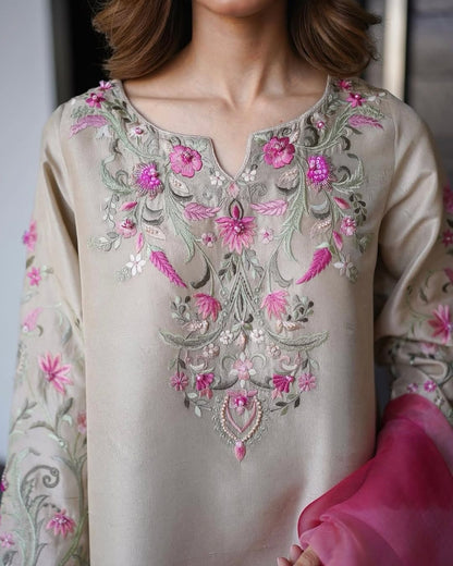 Lahriya Suit Set
